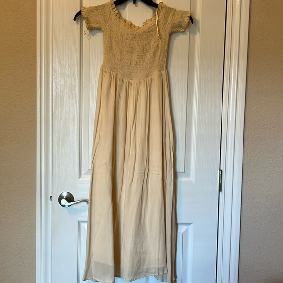 Urban Outfitters Dresses & Skirts - Urban Outfitters cream off shoulder sun dress Xsmall
